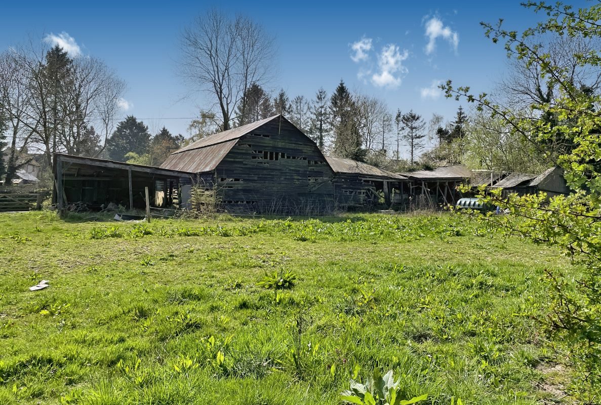 Butts Green Barn, Butts Green, Clavering, Saffron Walden, Essex, CB11 4RT lot image - 0