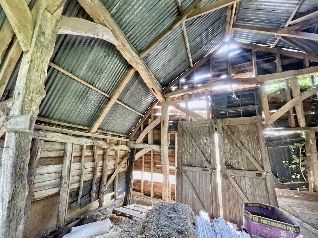 Butts Green Barn, Butts Green, Clavering, Saffron Walden, Essex, CB11 4RT lot image - 9