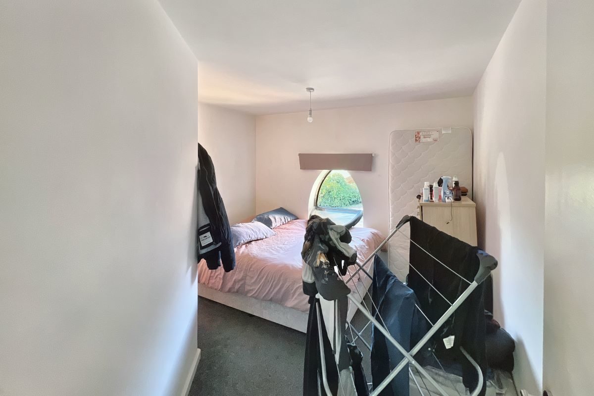 Flat 13, 2 Back Hamlet, Ipswich, Suffolk, IP3 8AJ lot image - 4