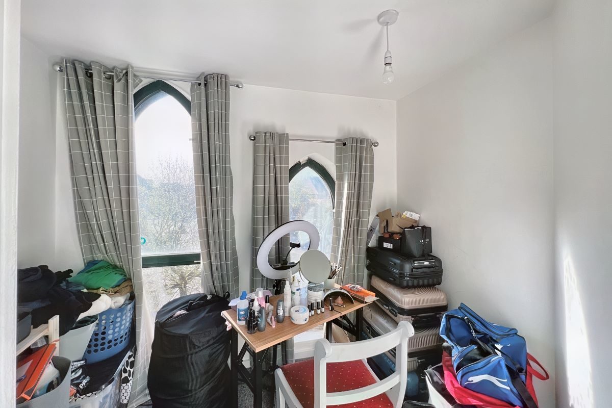 Flat 13, 2 Back Hamlet, Ipswich, Suffolk, IP3 8AJ lot image - 6