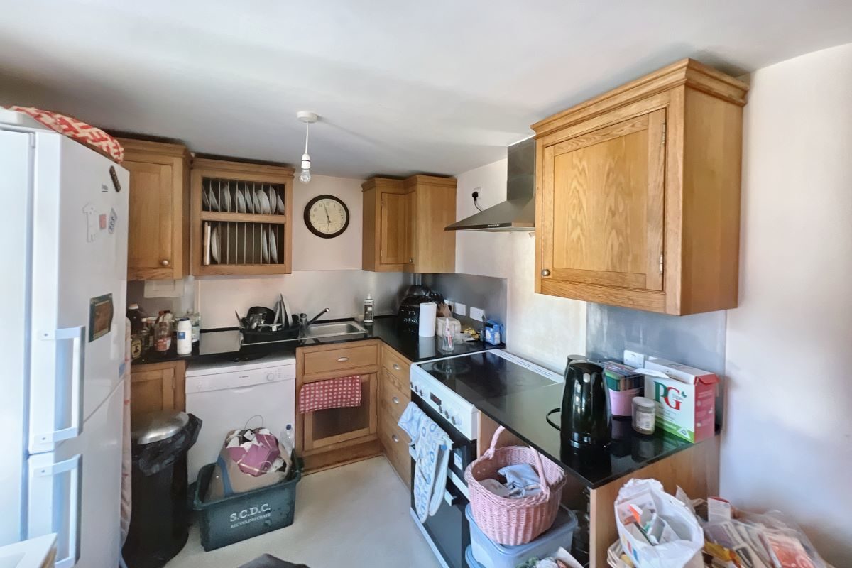 Flat 10, 2 Back Hamlet, Ipswich, Suffolk, IP3 8AJ lot image - 2