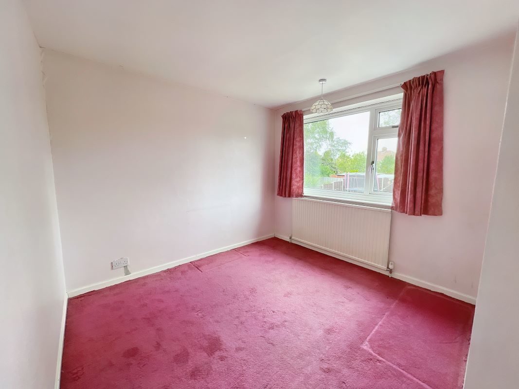 11 Karen Close, Ipswich, Suffolk, IP1 4LP lot image - 8