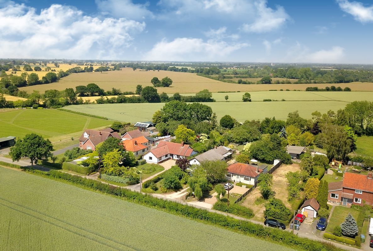 Plot adjacent to The Willows, Owls Green, Dennington, Woodbridge, Suffolk, IP13 8BY lot image - 0