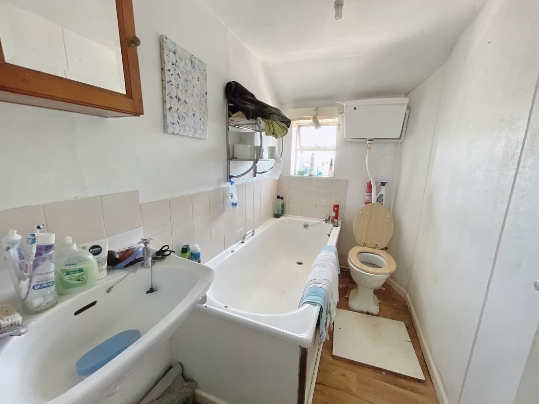 105-109 Ipswich Street, Stowmarket, Suffolk, IP14 1BB lot image - 10