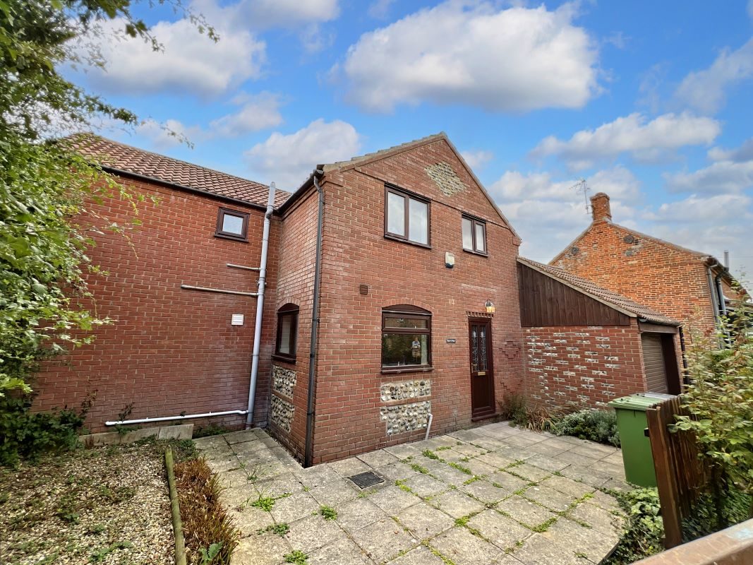 Beech Cottage, Long Lane, Ingham, Norwich, Norfolk, NR12 0TJ lot image - 1