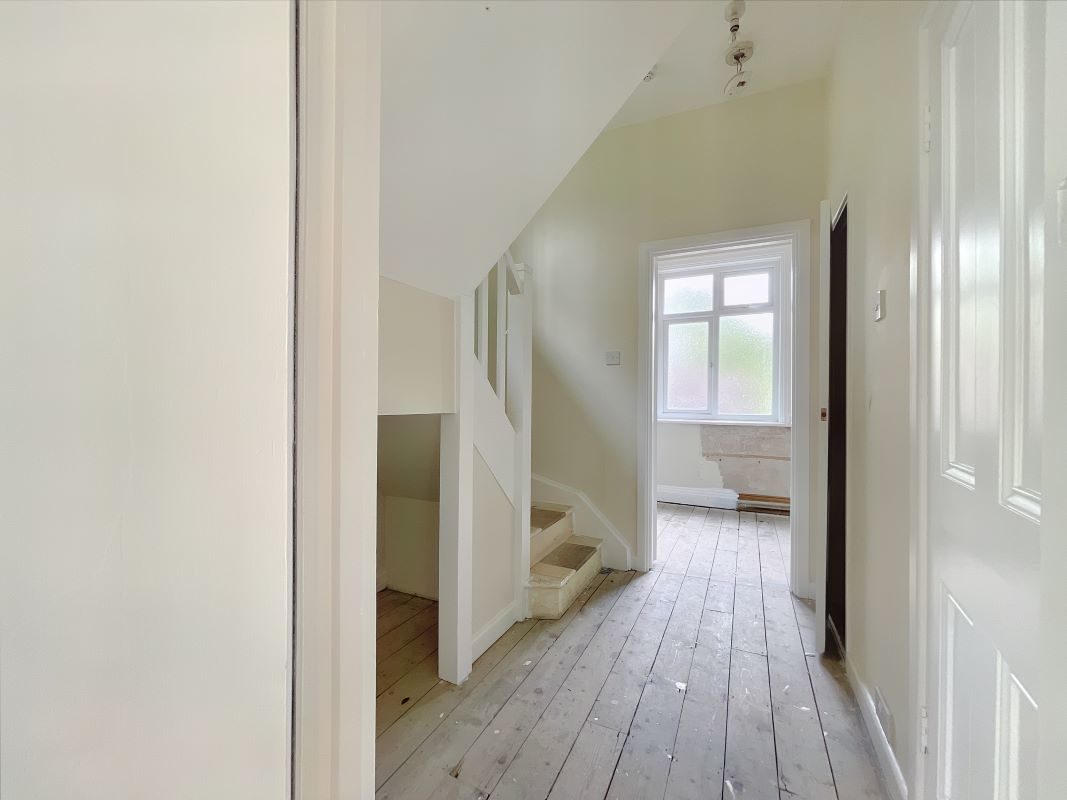 Springmead, Ladysmith Avenue, Brightlingsea, Colchester, Essex, CO7 0JD lot image - 8