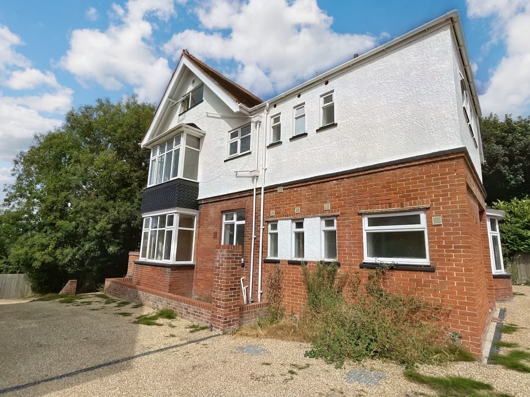 Springmead, Ladysmith Avenue, Brightlingsea, Colchester, Essex, CO7 0JD lot image - 29