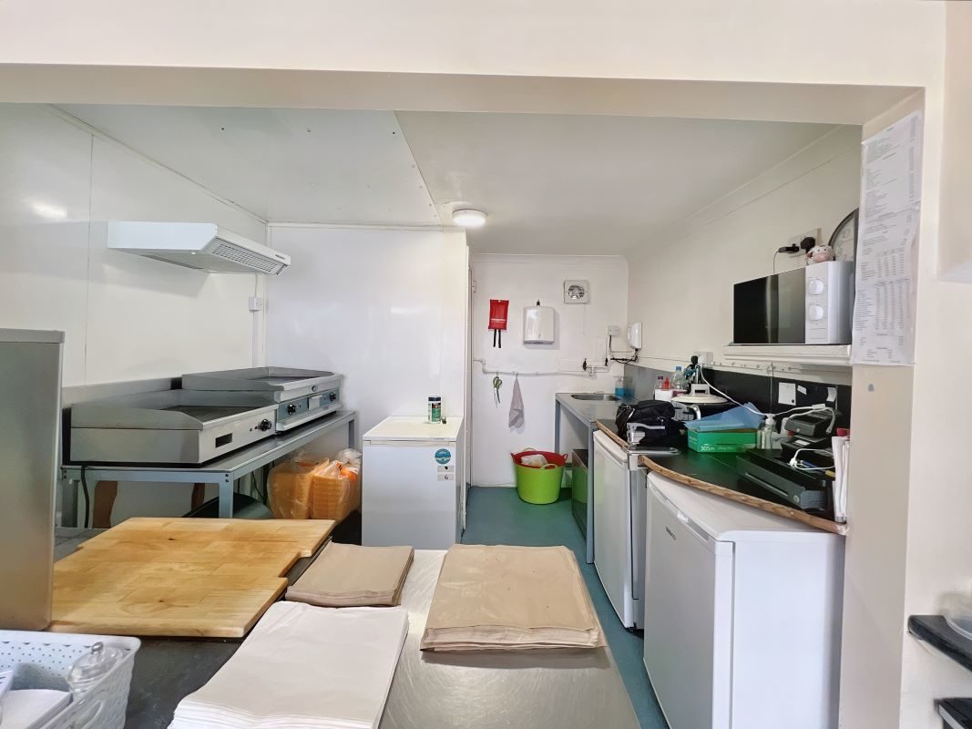 168 Old Road, Clacton-on-Sea, Essex, CO15 3AY lot image - 2