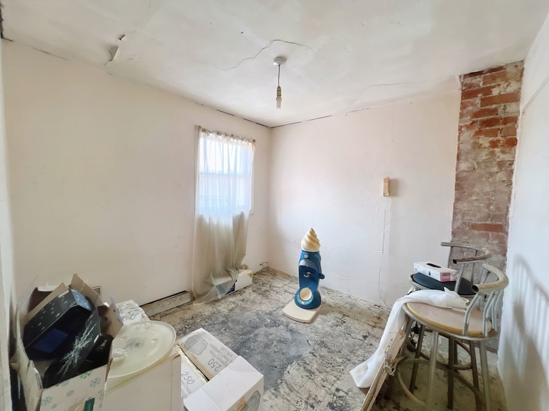 168 Old Road, Clacton-on-Sea, Essex, CO15 3AY lot image - 8