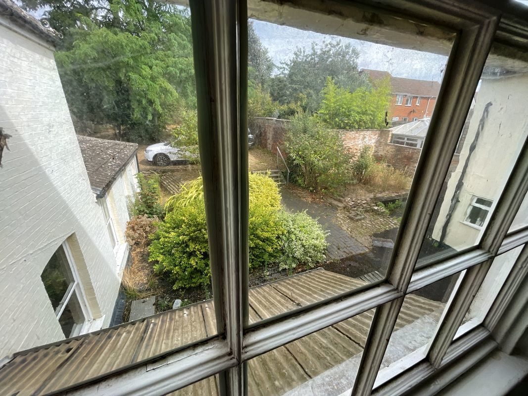 12-14 Tavern Street, Stowmarket, Suffolk, IP14 1PH lot image - 10