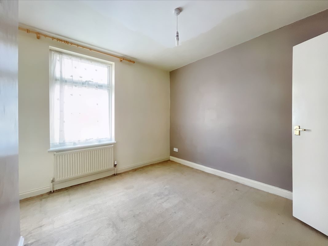 77 Finchley Road, Ipswich, Suffolk, IP4 2HS lot image - 5