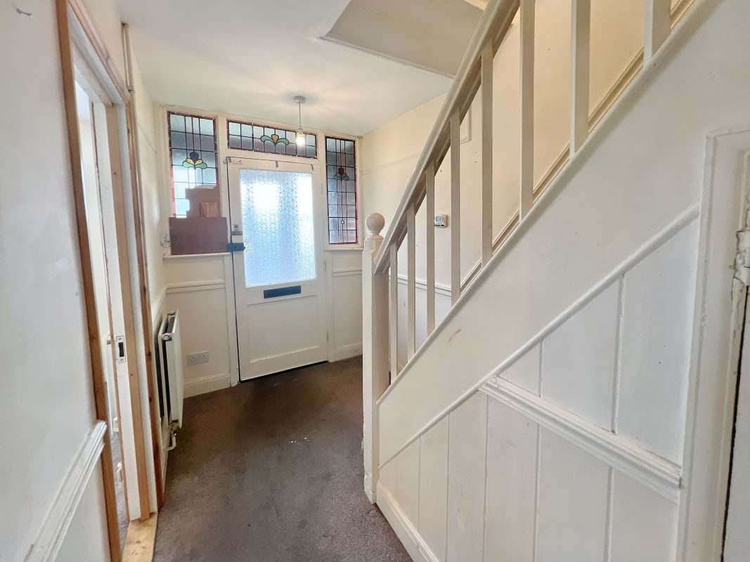 1 Copleston Road, Ipswich, Suffolk, IP4 5HB lot image - 2