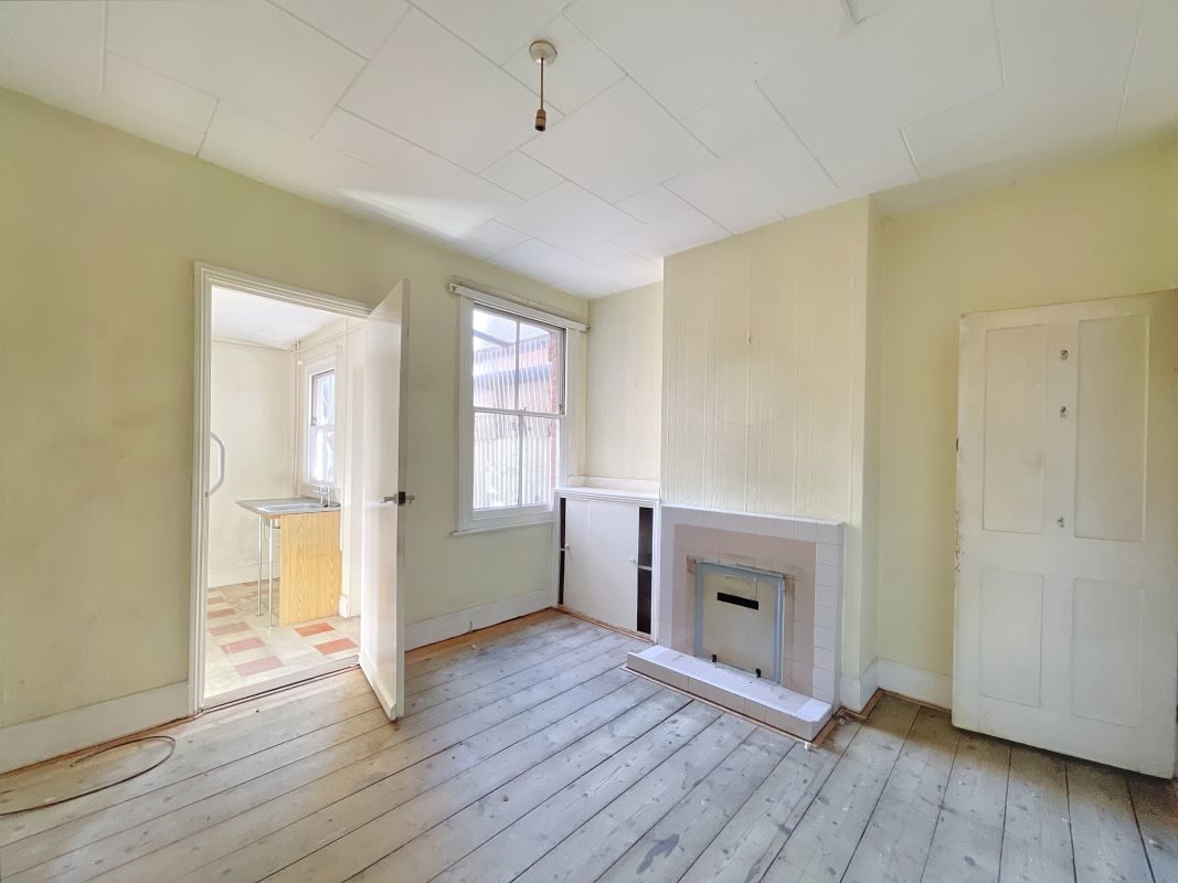 64 Surbiton Road, Ipswich, Suffolk, IP1 4AX lot image - 2