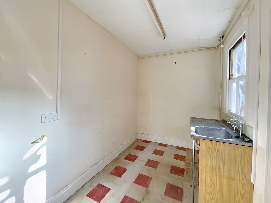 64 Surbiton Road, Ipswich, Suffolk, IP1 4AX lot image - 3