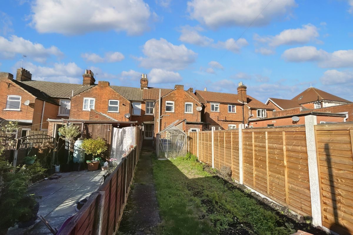 64 Surbiton Road, Ipswich, Suffolk, IP1 4AX lot image - 14