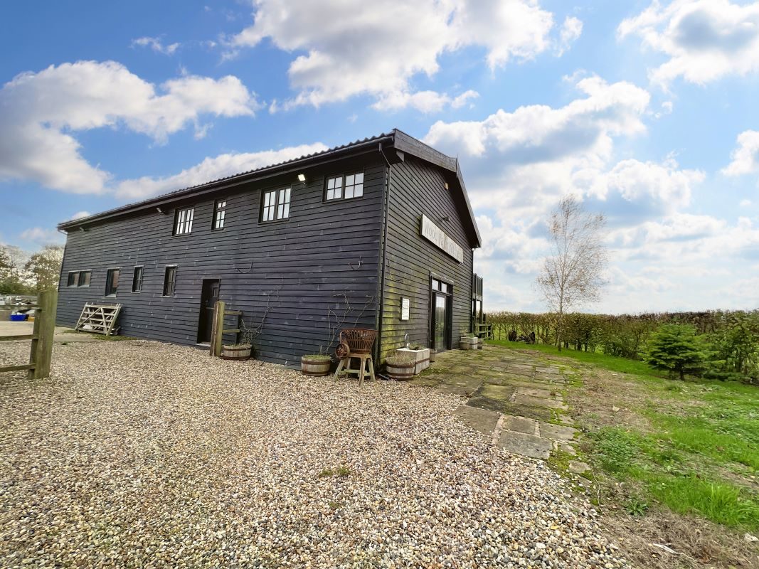 The Old Barn, Wood Farm, Helmingham Road, Otley, Ipswich, Suffolk, IP6 9NS lot image - 3