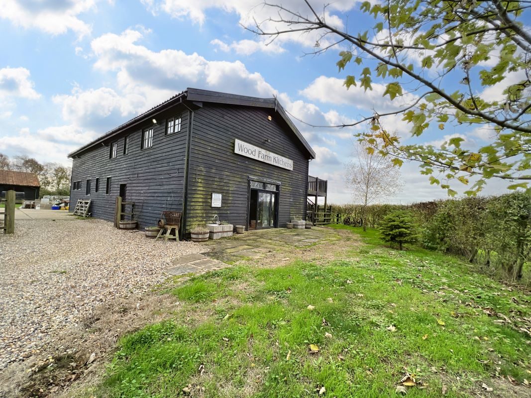 The Old Barn, Wood Farm, Helmingham Road, Otley, Ipswich, Suffolk, IP6 9NS lot image - 5