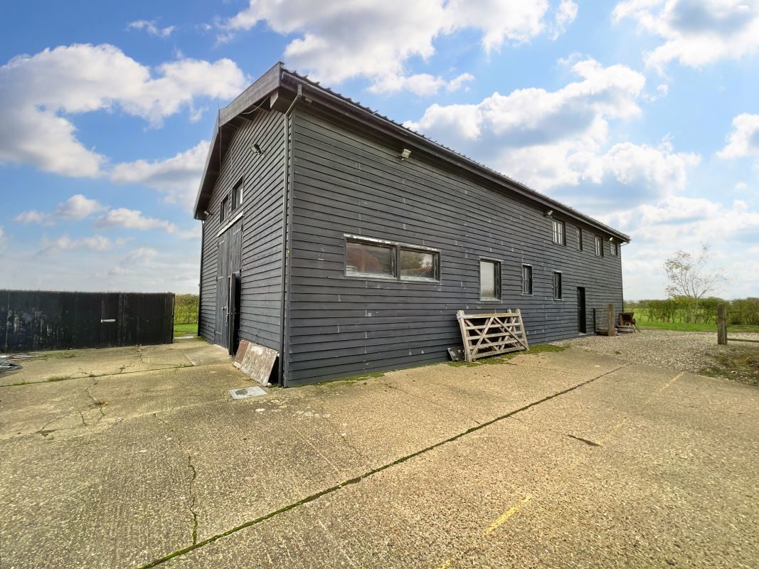 The Old Barn, Wood Farm, Helmingham Road, Otley, Ipswich, Suffolk, IP6 9NS lot image - 7