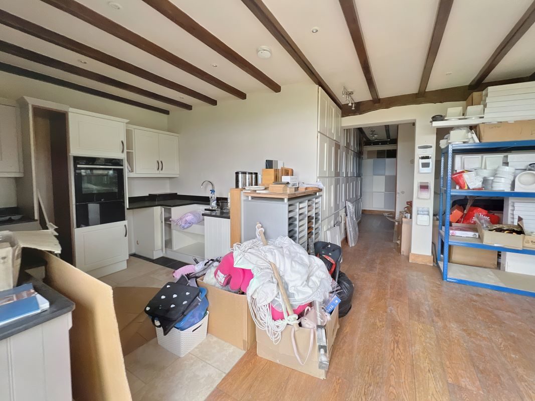 The Old Barn, Wood Farm, Helmingham Road, Otley, Ipswich, Suffolk, IP6 9NS lot image - 12