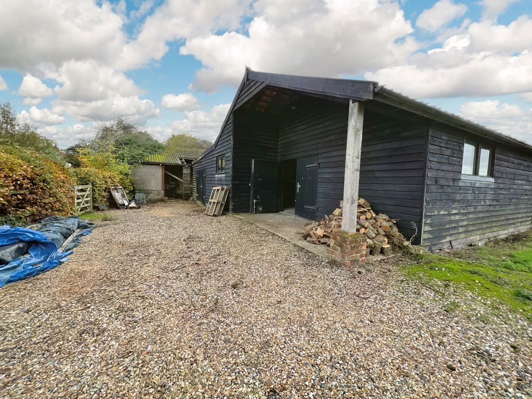 The Old Dairy, Wood Farm, Helmingham Road, Otley, Ipswich, Suffolk, IP6 9NS lot image - 4