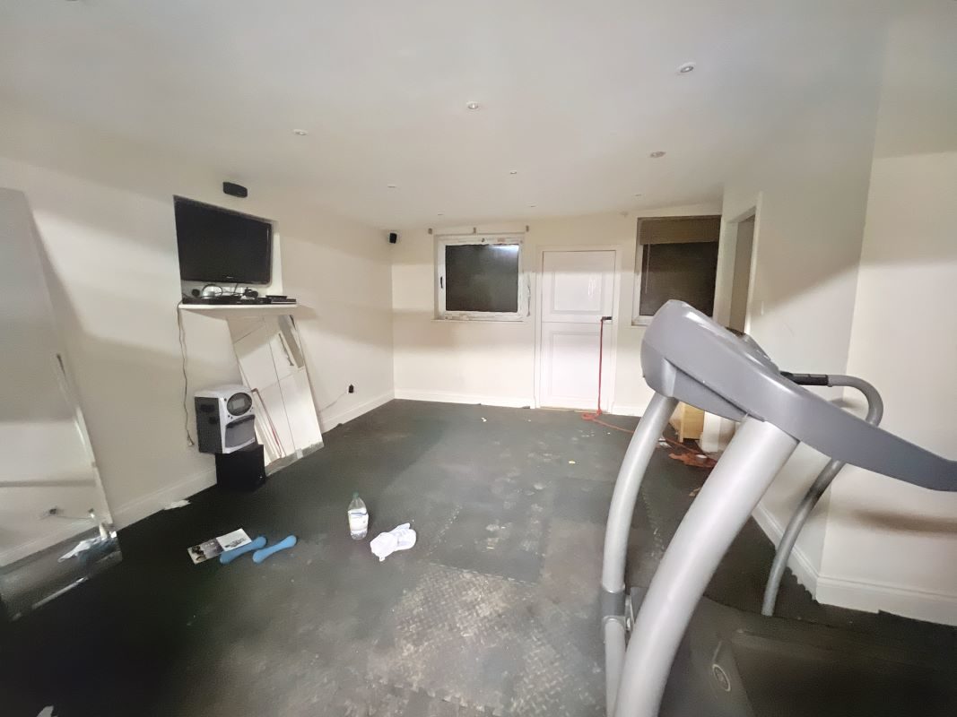 The Old Dairy, Wood Farm, Helmingham Road, Otley, Ipswich, Suffolk, IP6 9NS lot image - 7