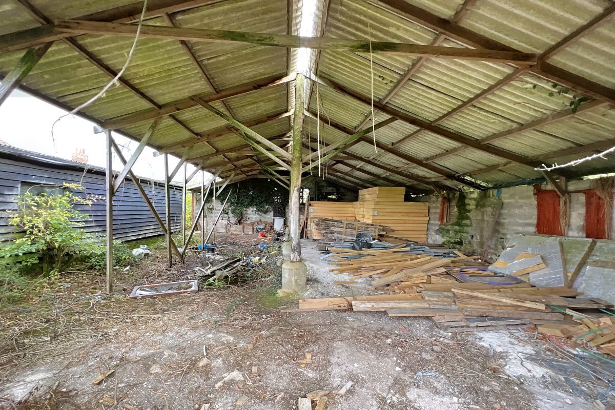 The Old Dairy, Wood Farm, Helmingham Road, Otley, Ipswich, Suffolk, IP6 9NS lot image - 10