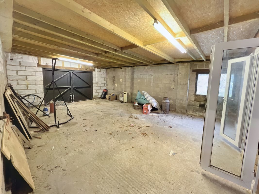 The Old Dairy, Wood Farm, Helmingham Road, Otley, Ipswich, Suffolk, IP6 9NS lot image - 11