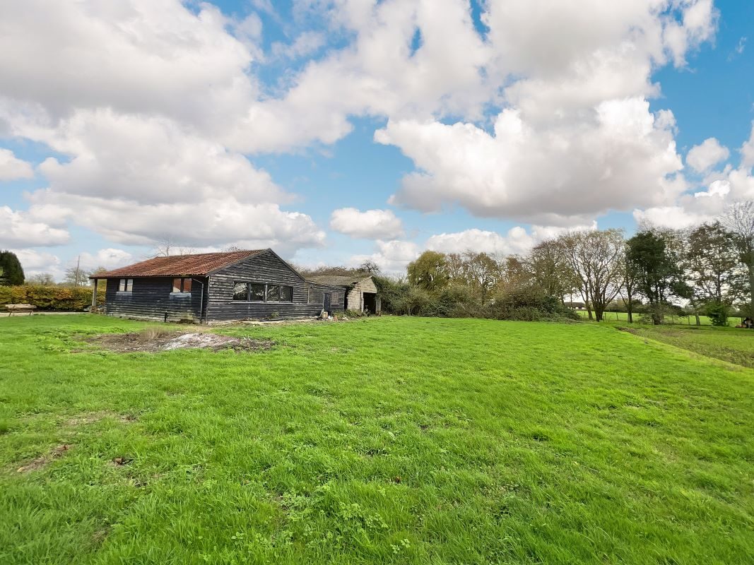 The Old Dairy, Wood Farm, Helmingham Road, Otley, Ipswich, Suffolk, IP6 9NS lot image - 13