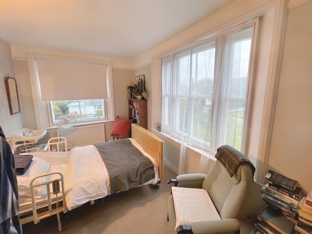 East House, Brown Acres, Church Close, Aldeburgh, Suffolk, IP15 5DY lot image - 7