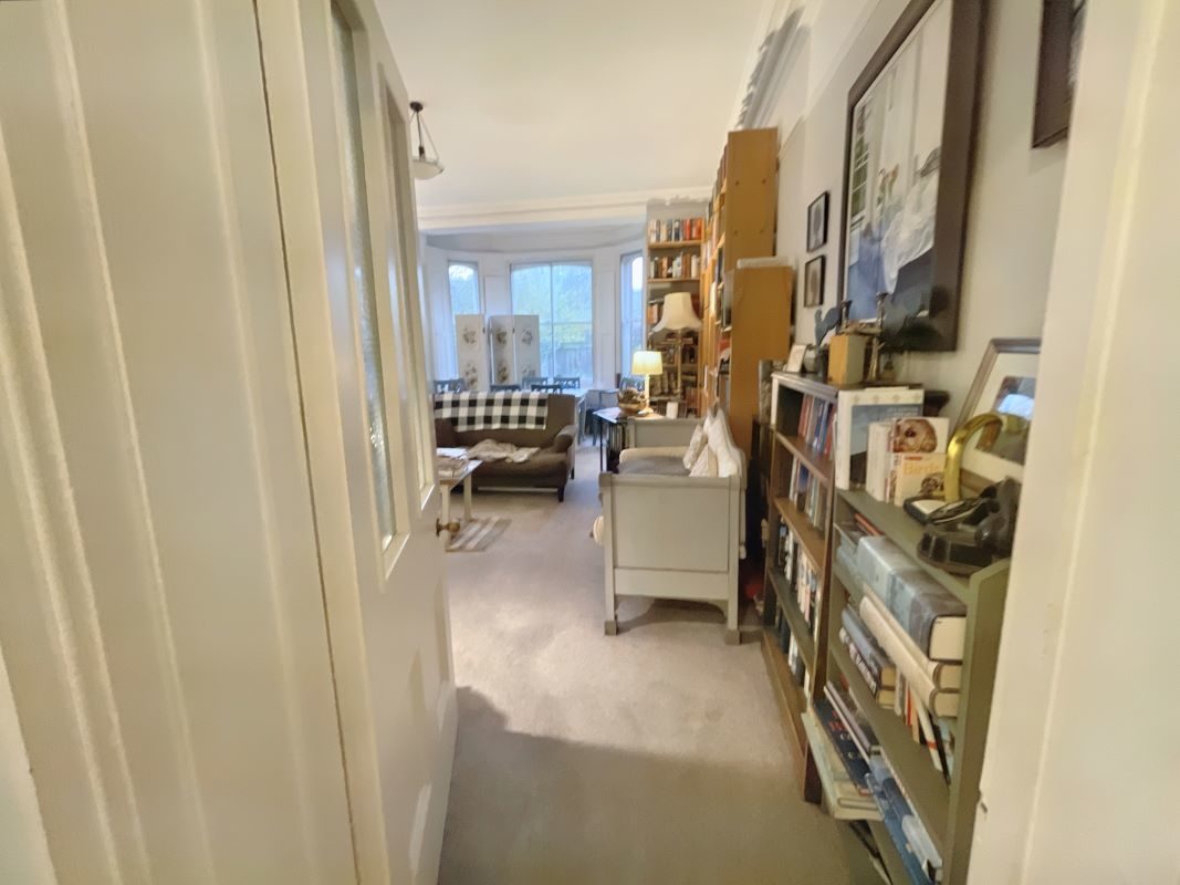 East House, Brown Acres, Church Close, Aldeburgh, Suffolk, IP15 5DY lot image - 11