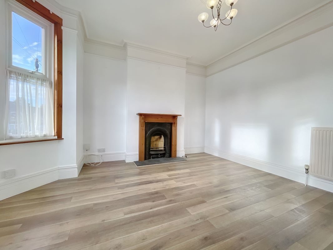 1 Foxhall Road, Ipswich, Suffolk, IP3 8JU lot image - 18