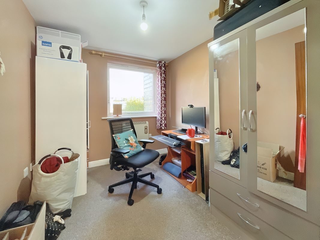 59 Siloam Place, Ipswich, Suffolk, IP3 0FD lot image - 5