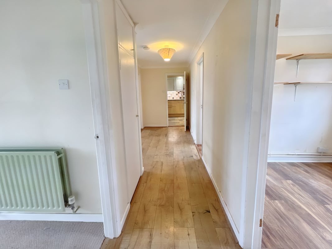 10 Brett Green, Layham, Ipswich, Suffolk, IP7 5LX lot image - 5