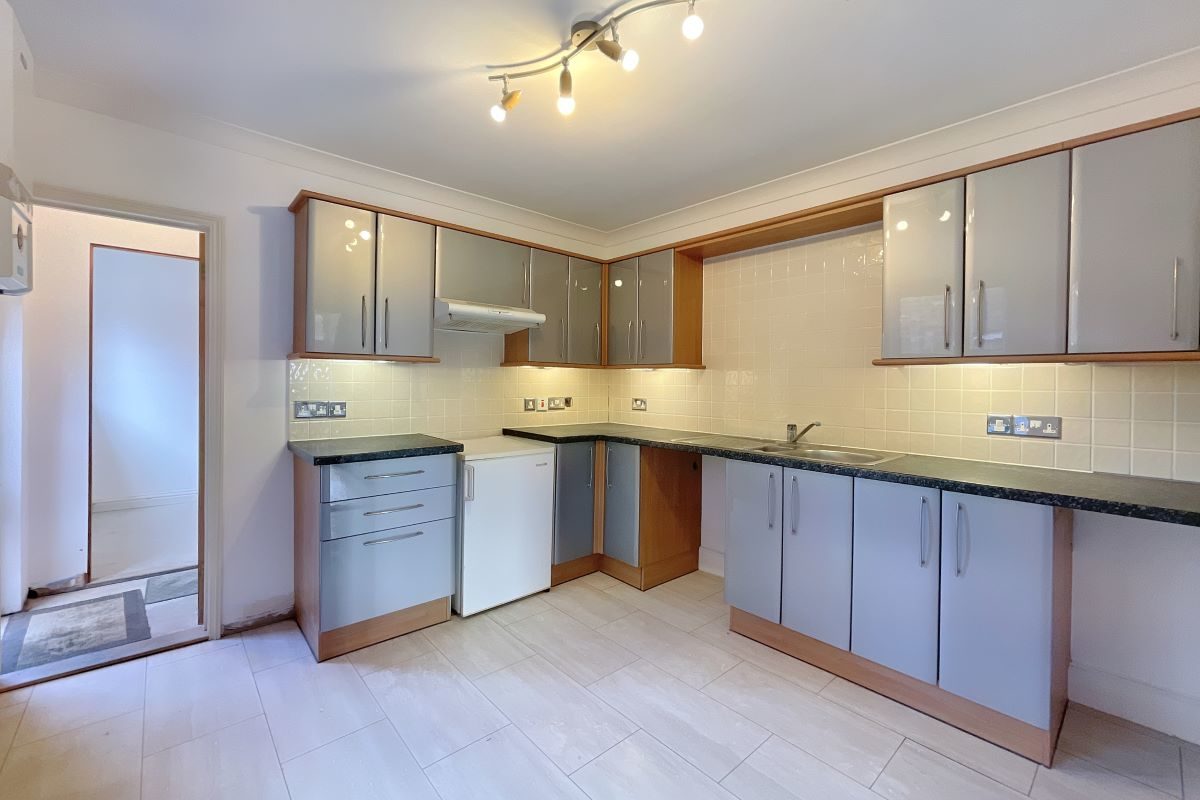 1 Foxhall Road, Ipswich, Suffolk, IP3 8JU lot image - 2