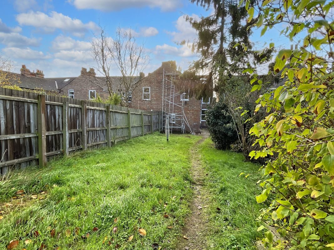 1 Foxhall Road, Ipswich, Suffolk, IP3 8JU lot image - 24