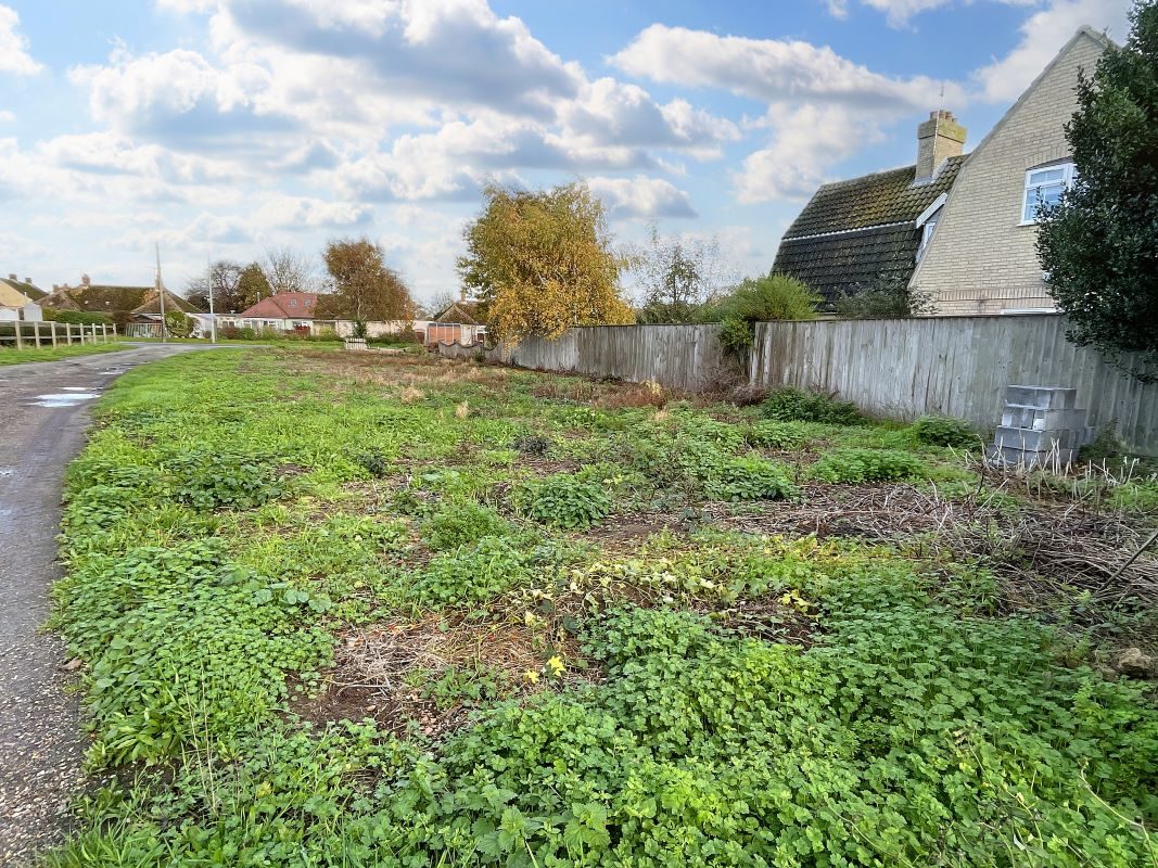 Land adjacent to 295 High Road, Trimley St. Martin, Felixstowe, Suffolk, IP11 0RJ lot image - 2