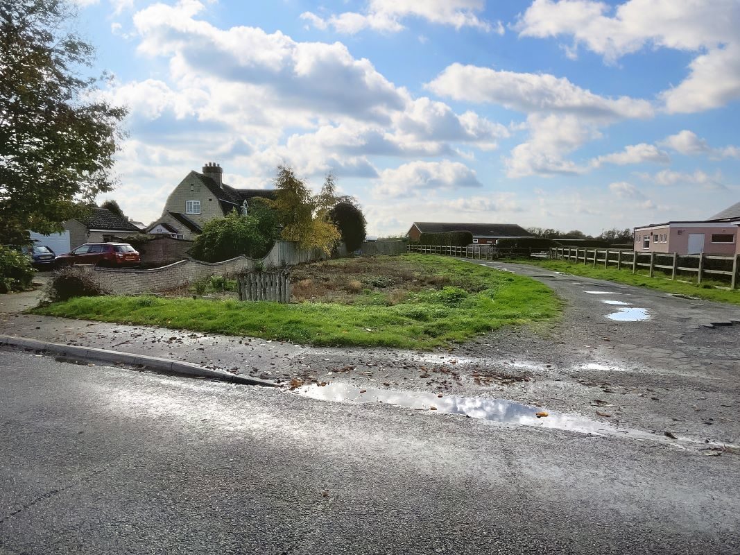 Land adjacent to 295 High Road, Trimley St. Martin, Felixstowe, Suffolk, IP11 0RJ lot image - 8