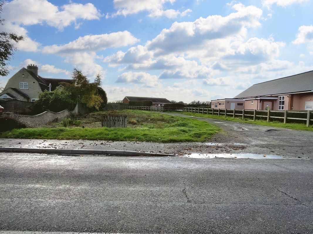 Land adjacent to 295 High Road, Trimley St. Martin, Felixstowe, Suffolk, IP11 0RJ lot image - 9