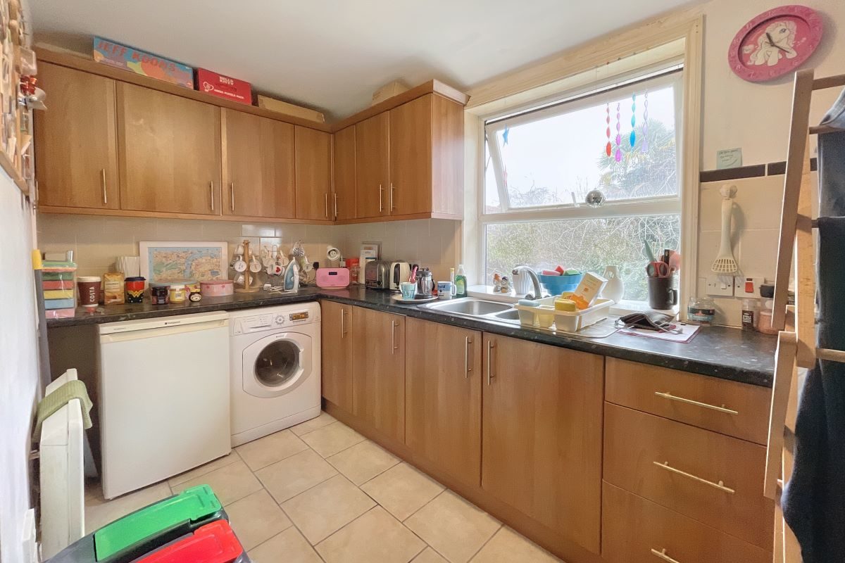 6a, 6b, 8a & 8b Station Road West, Stowmarket, Suffolk, IP14 1ES lot image - 3