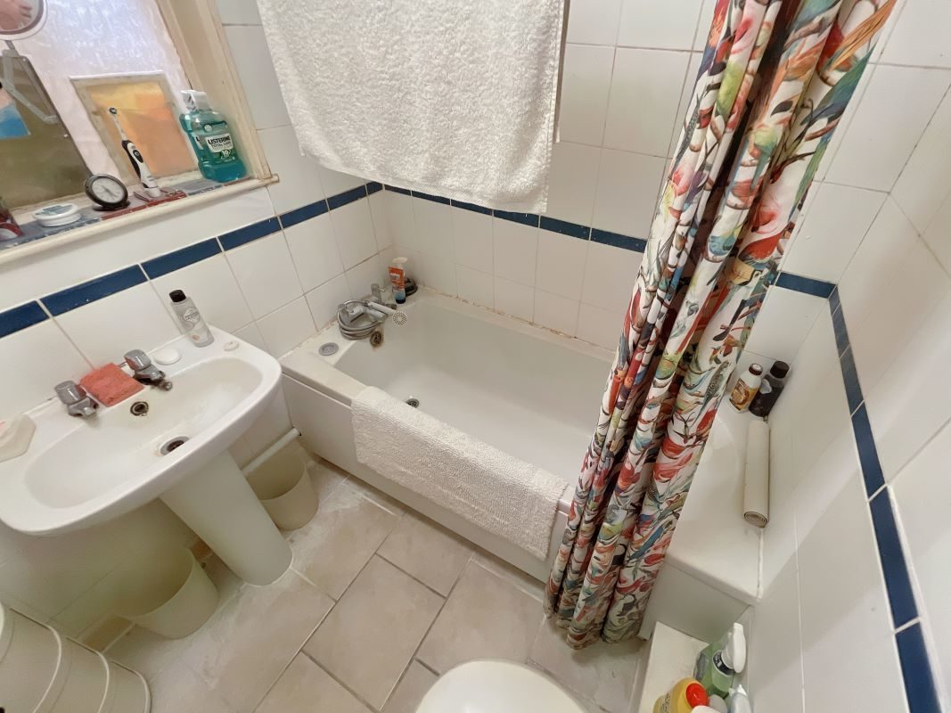 6a, 6b, 8a & 8b Station Road West, Stowmarket, Suffolk, IP14 1ES lot image - 4