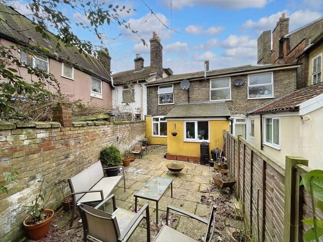 6a, 6b, 8a & 8b Station Road West, Stowmarket, Suffolk, IP14 1ES lot image - 11