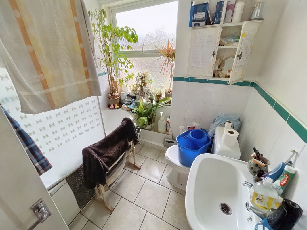 6a, 6b, 8a & 8b Station Road West, Stowmarket, Suffolk, IP14 1ES lot image - 13