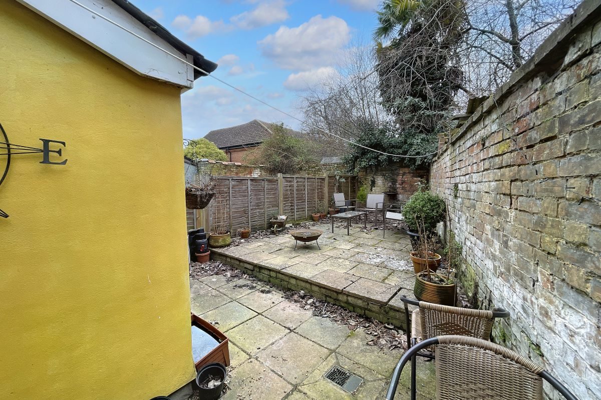 6a, 6b, 8a & 8b Station Road West, Stowmarket, Suffolk, IP14 1ES lot image - 19