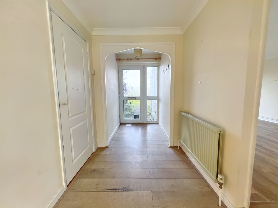 10 Brett Green, Layham, Ipswich, Suffolk, IP7 5LX lot image - 7