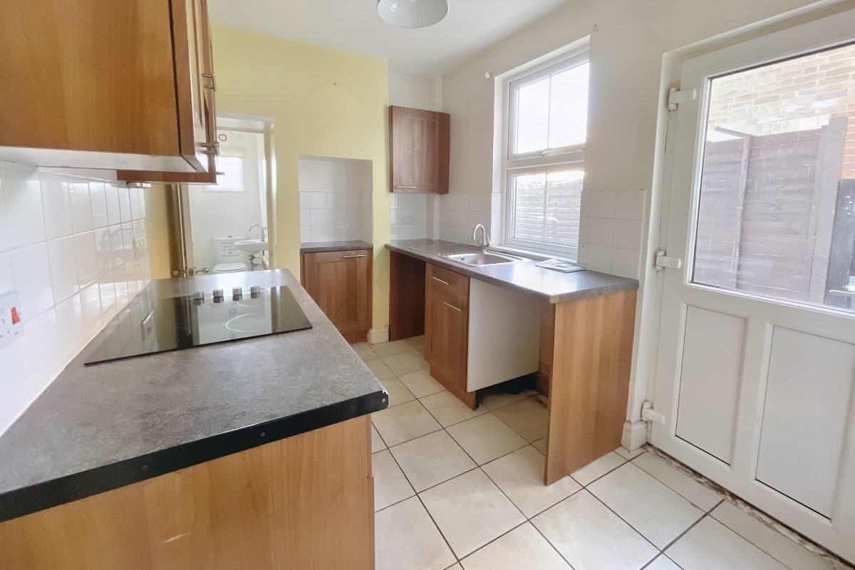 25 Alston Road, Ipswich, Suffolk, IP3 8EU lot image - 3