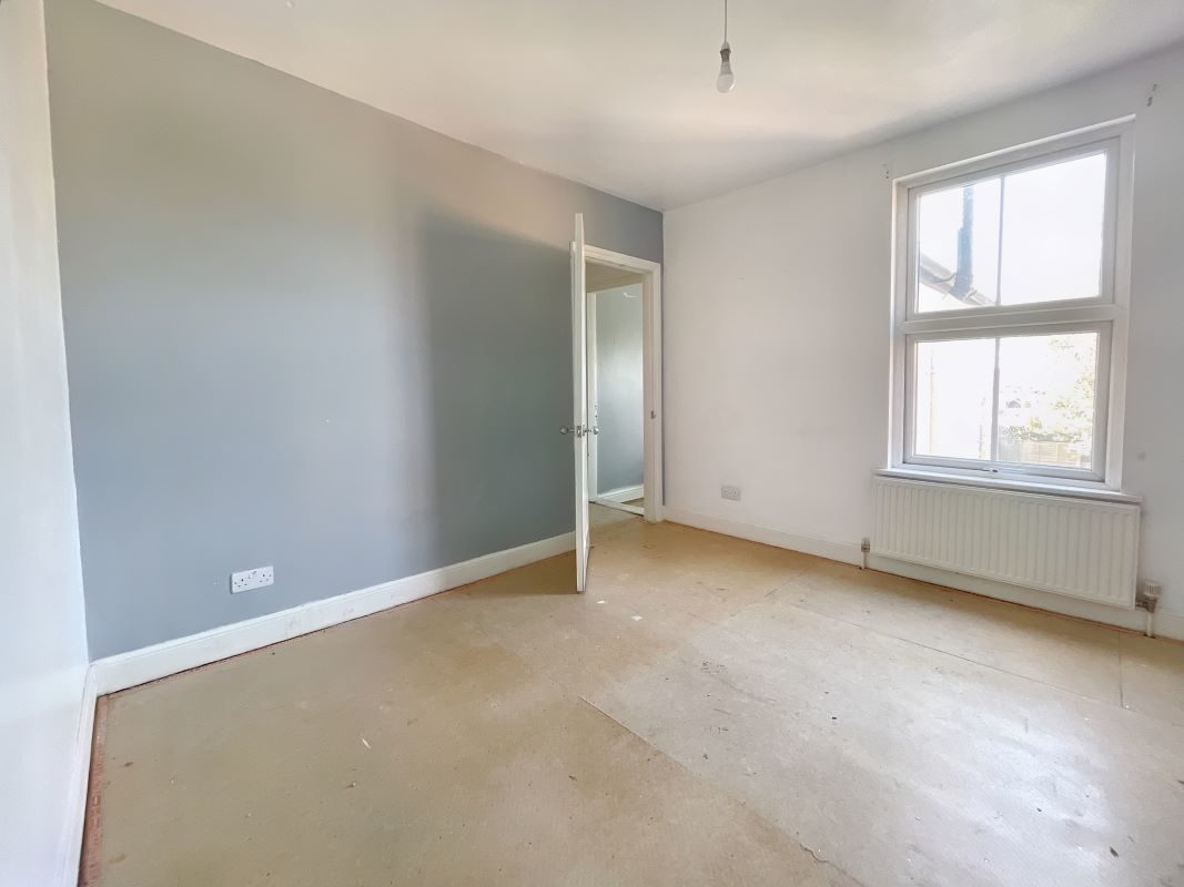 25 Alston Road, Ipswich, Suffolk, IP3 8EU lot image - 6