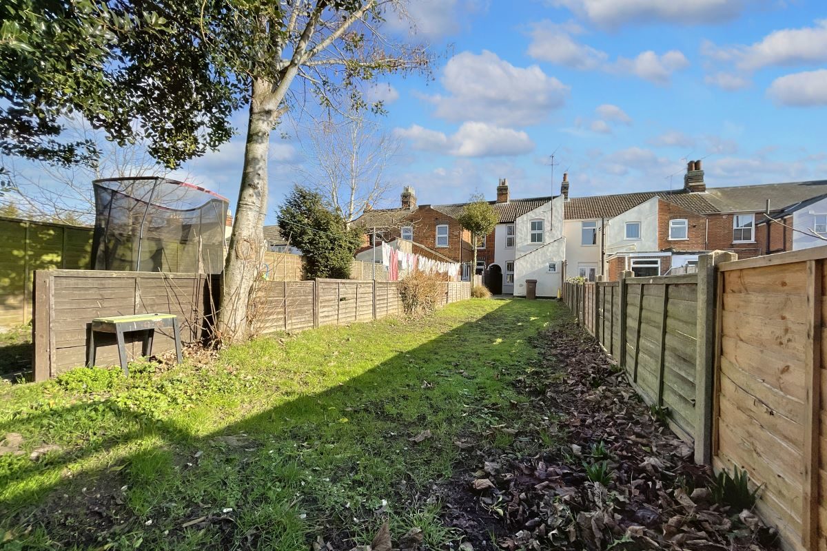 25 Alston Road, Ipswich, Suffolk, IP3 8EU lot image - 10