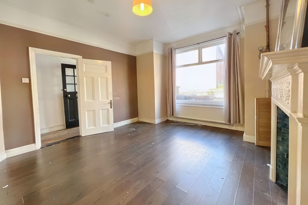 158 St. Helens Street, Ipswich, Suffolk, IP4 2LH lot image - 1