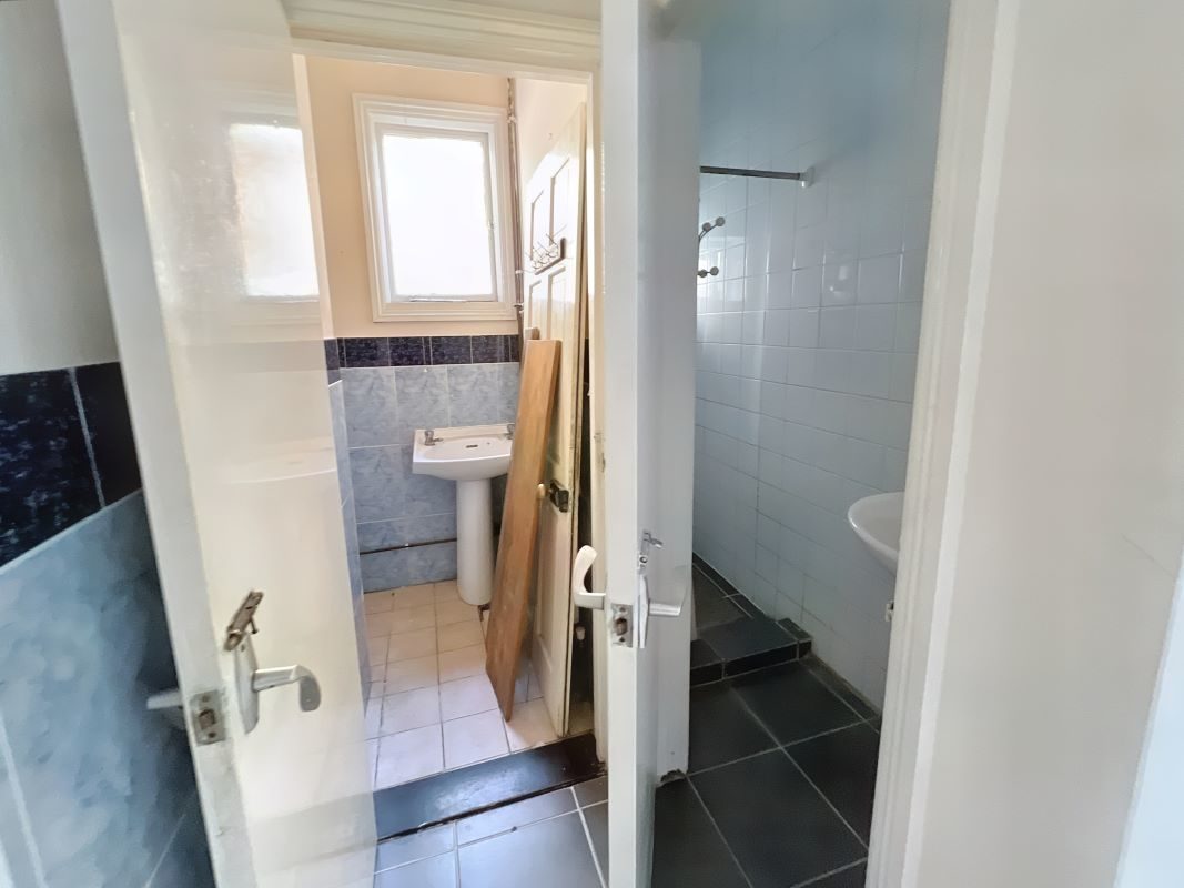 158 St. Helens Street, Ipswich, Suffolk, IP4 2LH lot image - 4