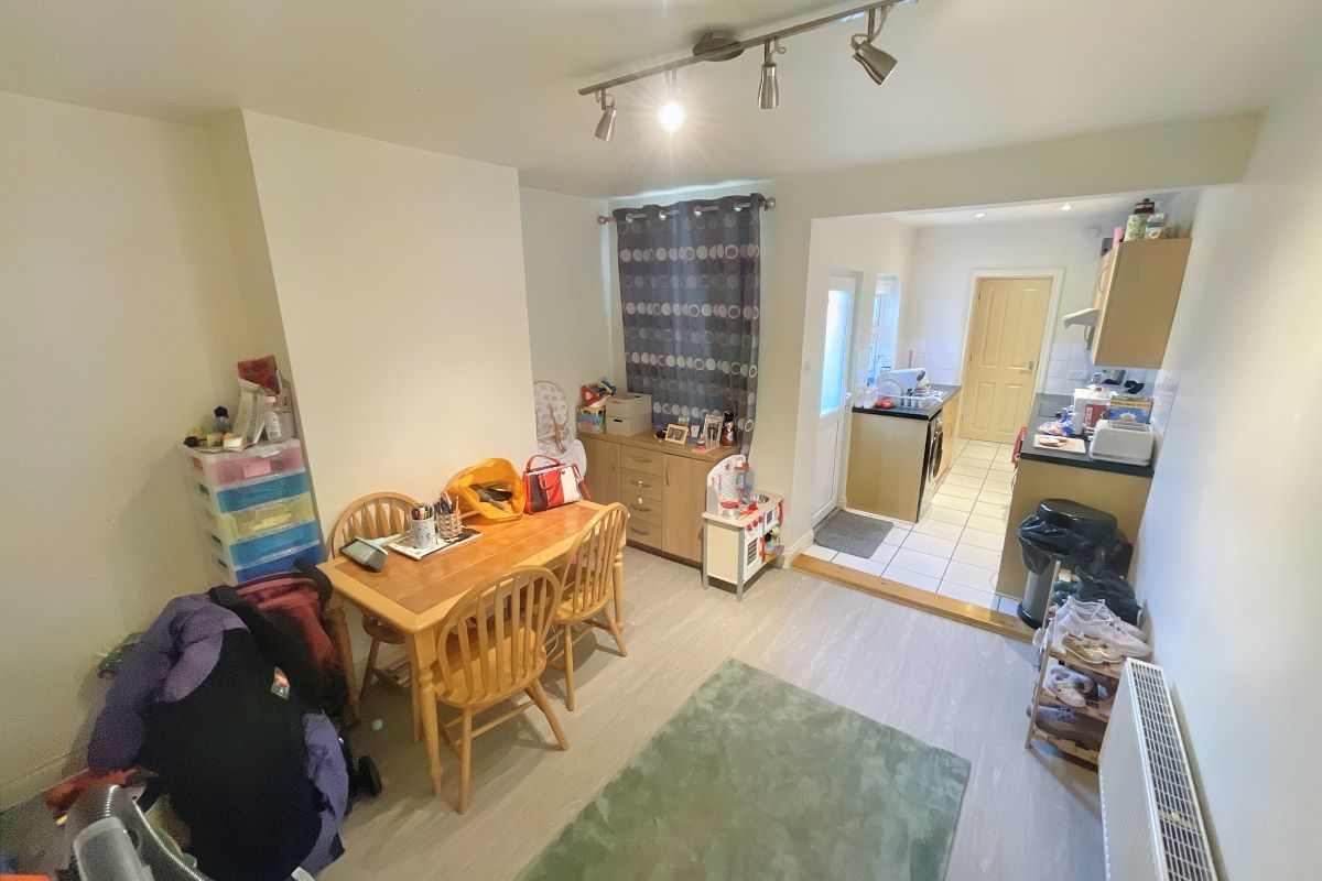 393 Spring Road, Ipswich, Suffolk, IP4 5LY lot image - 2